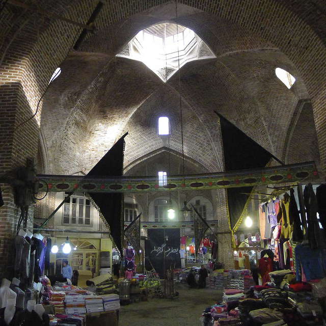 タブリーズのバザール
