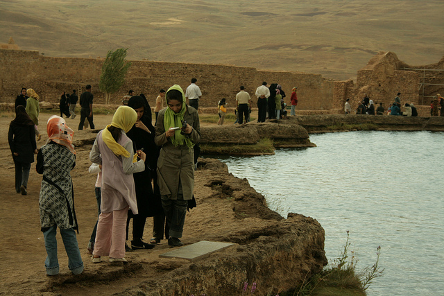 タハテ・スレマーン　