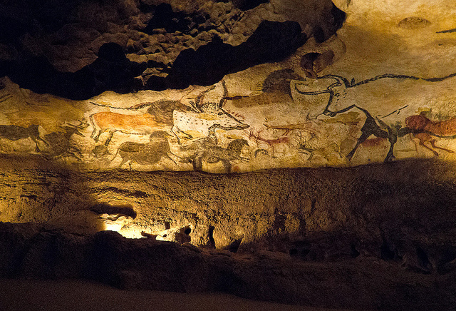 ヴェゼール渓谷の先史時代史跡群と洞窟壁画群