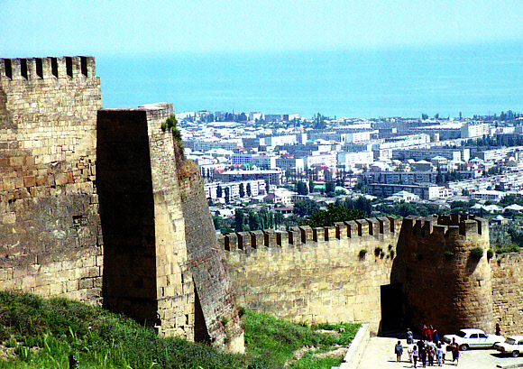 デルベントのシタデル、古代都市、要塞建築物群