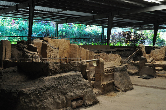 ホヤ・デ・セレンの古代遺跡